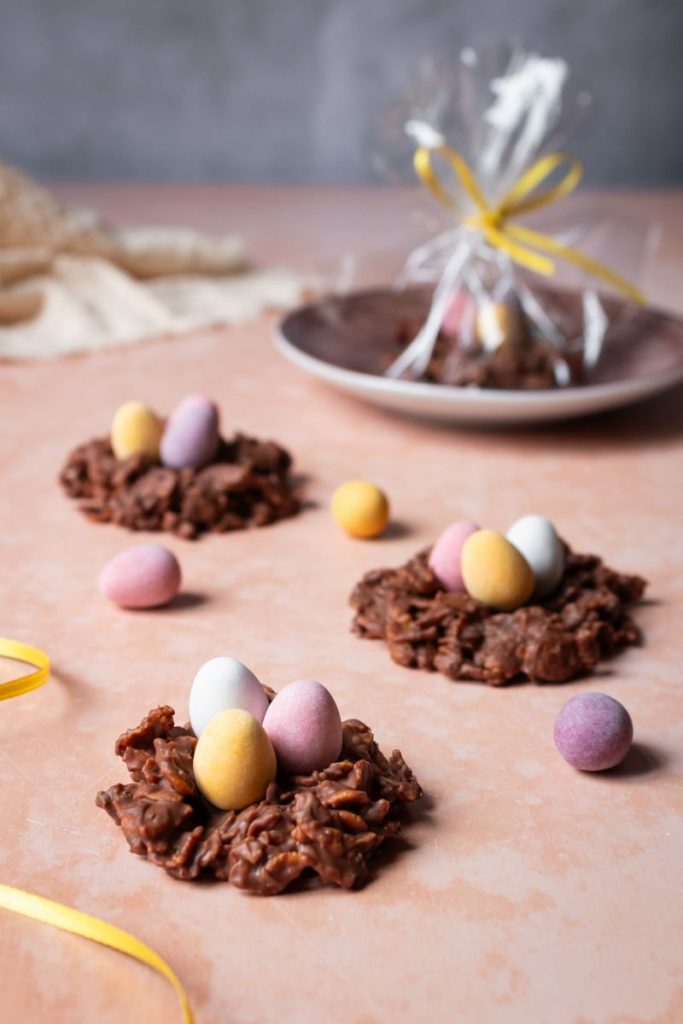 Kleine Osternester aus Schoko Crossis