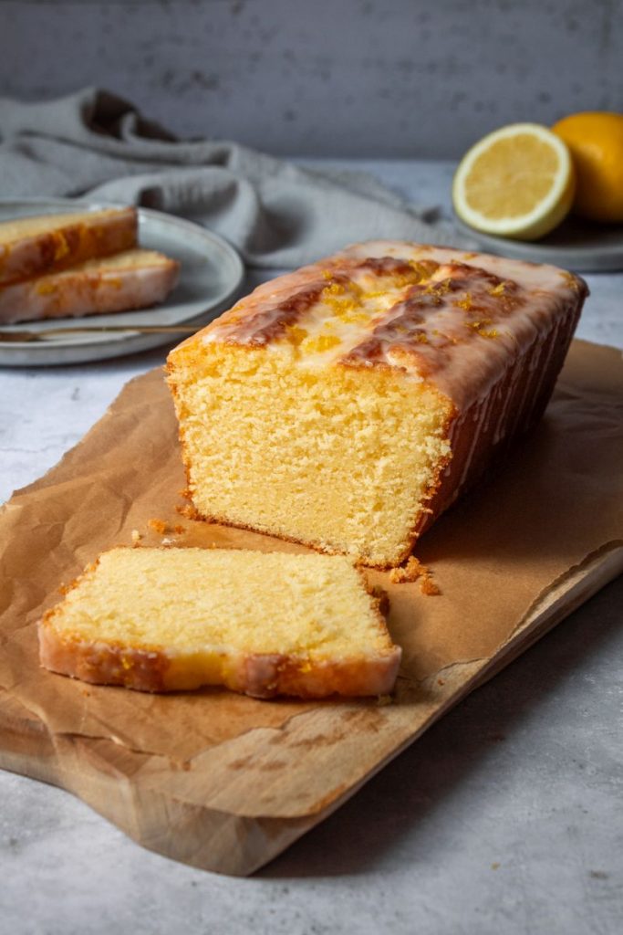 Saftiger Zitronenkuchen aus der Kastenform